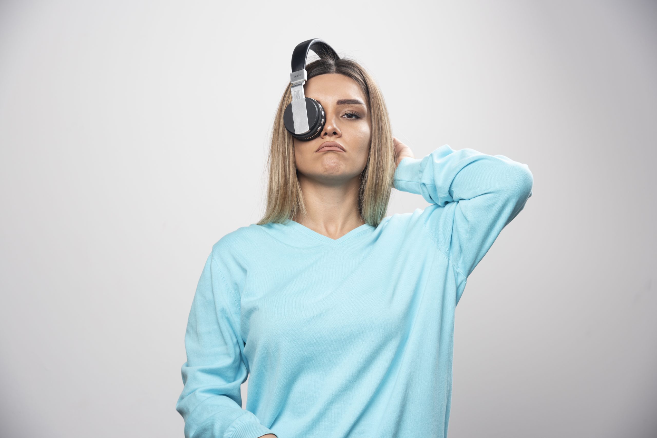 bone conduction headphones